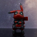 Boneco Pikachu Fantasiado de Deadpool – 12cm | Versão Q Kawaii para Decoração de Mesa ou Carro