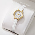 Relógio Feminino Elegante – Mostrador Romano Pequeno, Pulseira de Couro, Estilo Clássico e Sofisticado