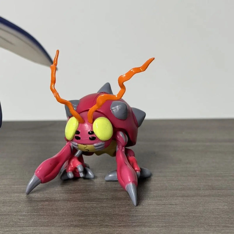 Figura Digimon Kabuterimon/Tentomon em PVC – Colecionável, Decoração de Mesa e Brinquedo Infantil