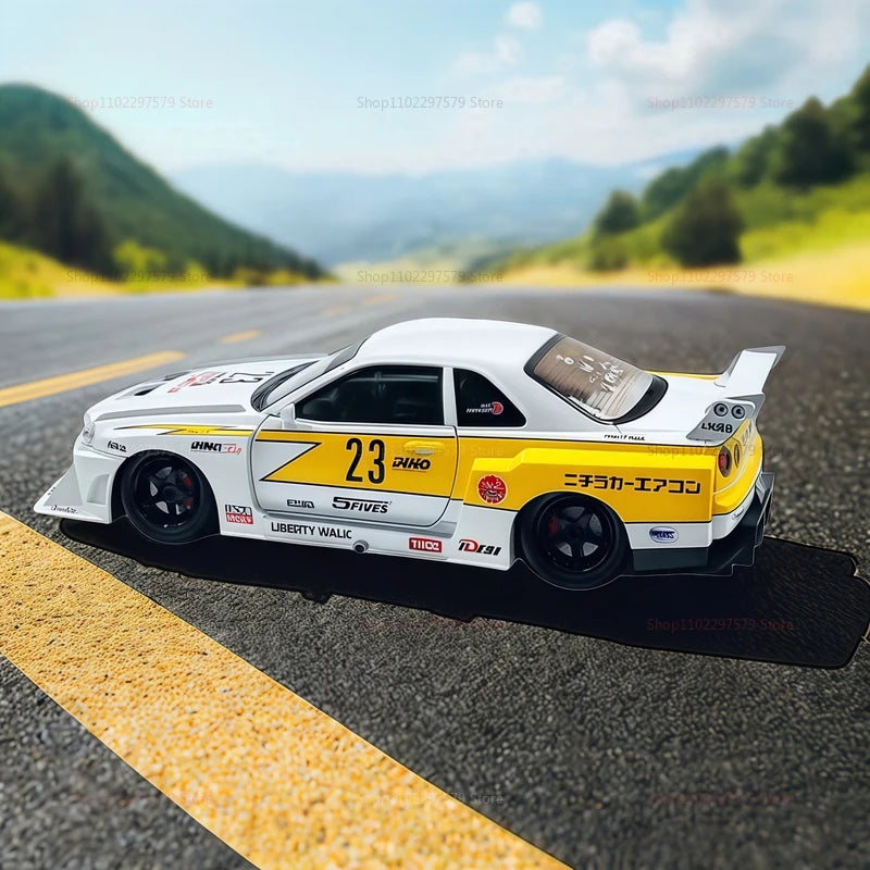 Modelo de Carro Esportivo 1/24 em Liga – Wide Body com Luzes e Som de Motor