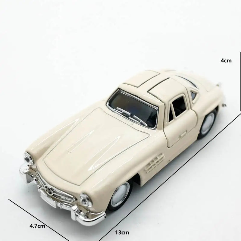 Miniatura de Carro Esportivo 1:32 – Modelo Diecast de Liga Metálica