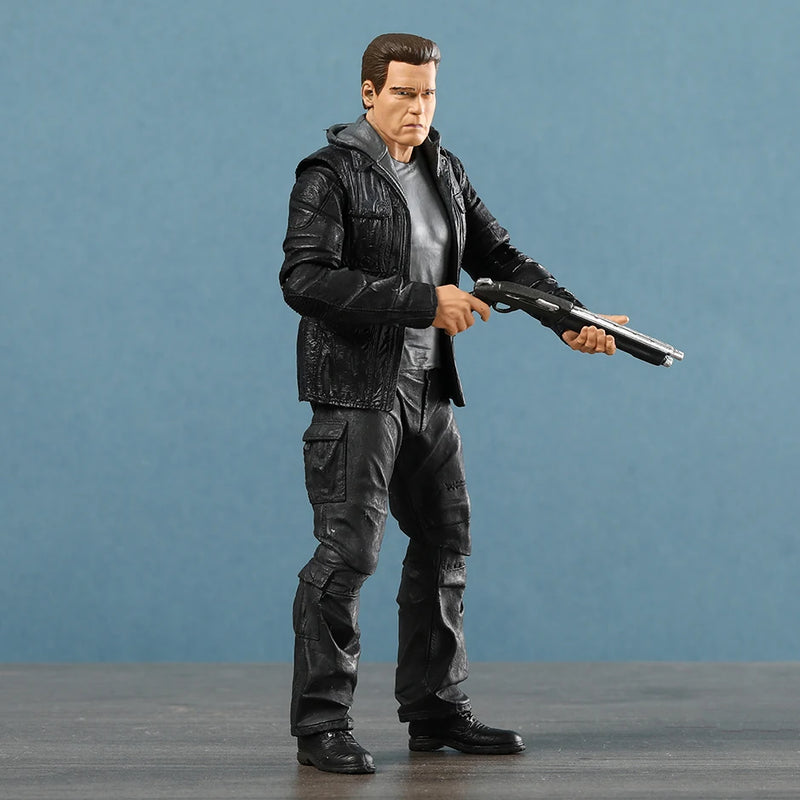 NECA Terminator Genisys T-800 – Action Figure Articulada, Endoesqueleto Colecionável