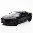 Miniatura Chevrolet Camaro 1:36 – Carro de Liga Metálica com Portas Abertas e Sistema Pull Back, Colecionável e Presente