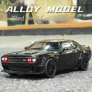 Dodge Challenger Hellcat 1:32 – Carro de Brinquedo Diecast com Som e Luz, Modelo Pull Back