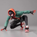 Action Figure Miles Morales – Spider-Man: No Aranhaverso | Modelo Colecionável Articulado da Sentinel