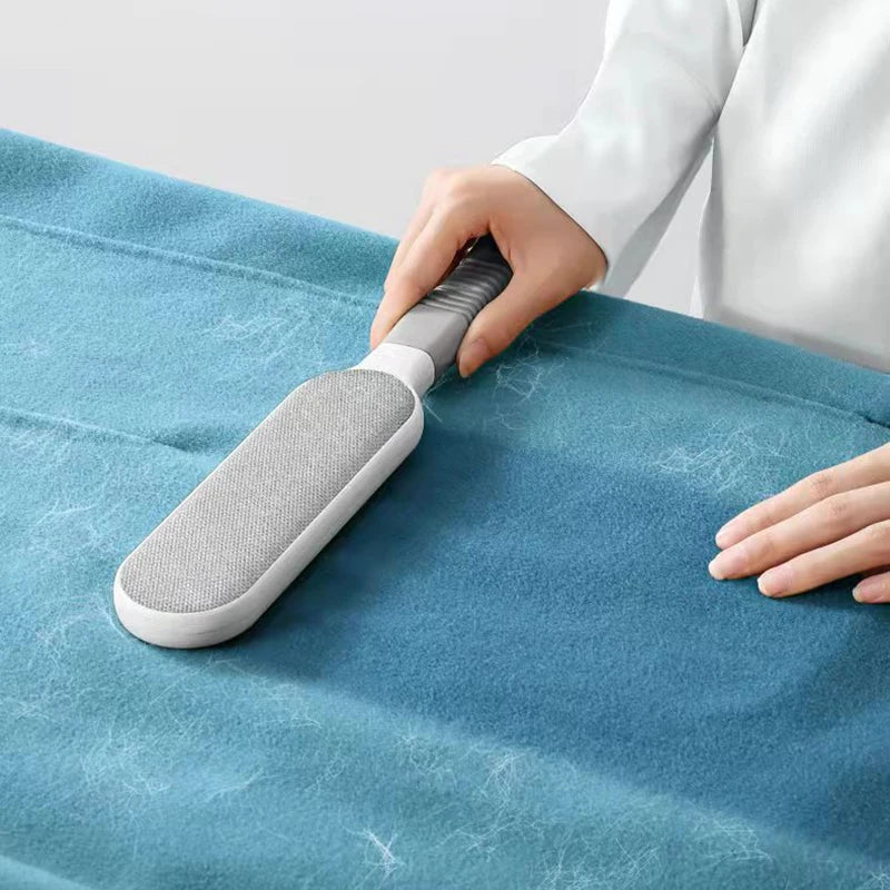 ✅ Escova Eletrostática Dupla Face para Pelos de Pets – Ideal para Sofá, Roupas e Carpetes 🐾 Tira Pelos Manual Sem Fio – Perfeita para Gatos, Cachorros e Ambientes com Estofados!