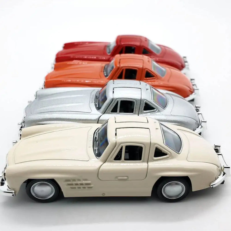 Miniatura de Carro Esportivo 1:32 – Modelo Diecast de Liga Metálica