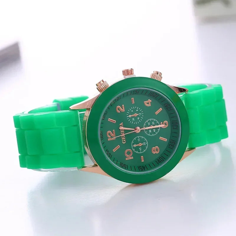 Relógio Feminino de Luxo 2025 – Moda Elegante, Pulseira de Silicone, Quartz Preciso, Estilo Moderno e Confortável