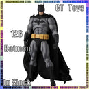 CT Toys Batman Mafex 126 – Action Figure DC, Estatueta Colecionável SHF